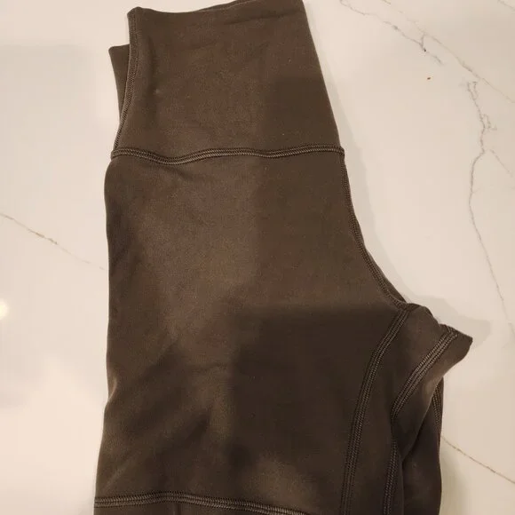 Lululemon align short size 4 - Picture 4 of 5